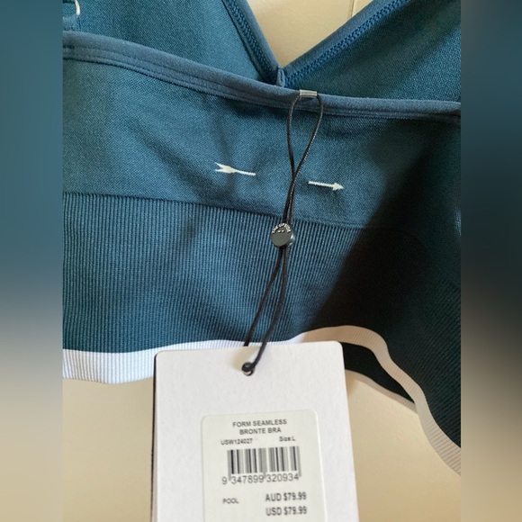 The Outset 2 piece set - Form Seamless Bronte Bra & 25in Midi Pant-Pool Blue -L - Picture 5 of 10